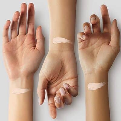 COVERGIRL Smoothers Hydrating Makeup Classic Ivory, 1 oz (packaging may vary) - Image 4
